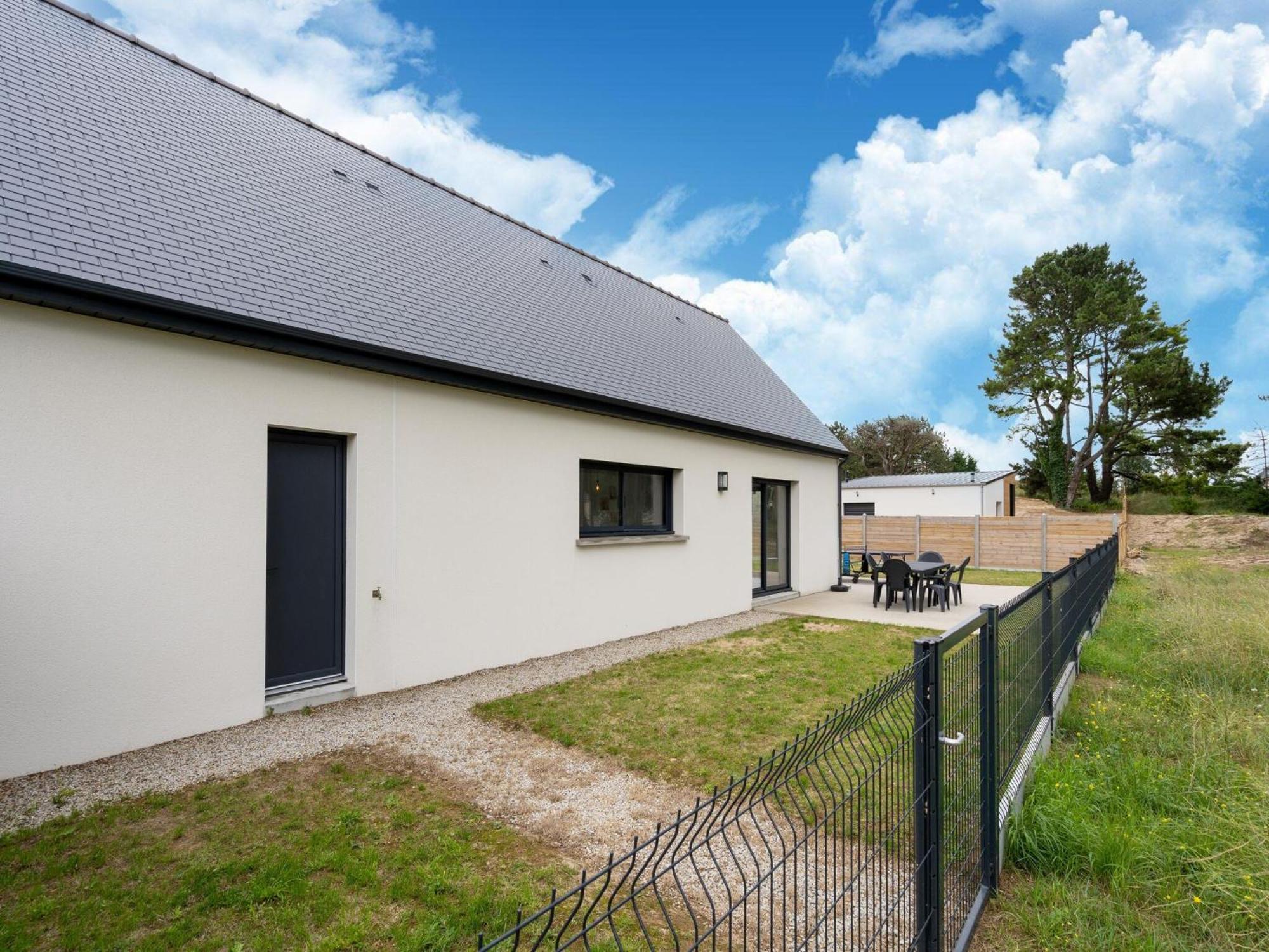 Attractive Holiday Home Near The Normandy Beach Saint-Germain-sur-Ay Екстериор снимка
