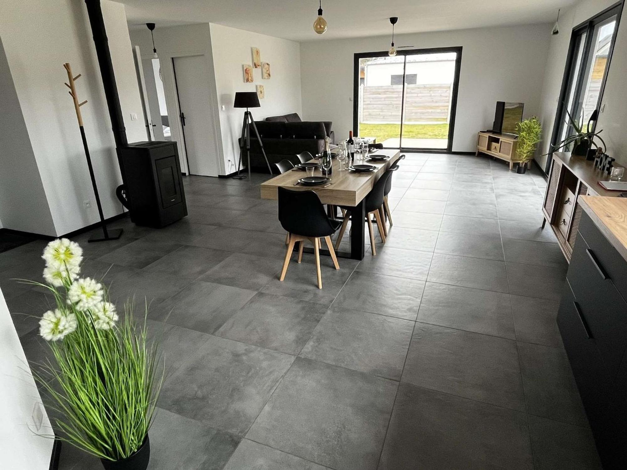 Attractive Holiday Home Near The Normandy Beach Saint-Germain-sur-Ay Екстериор снимка